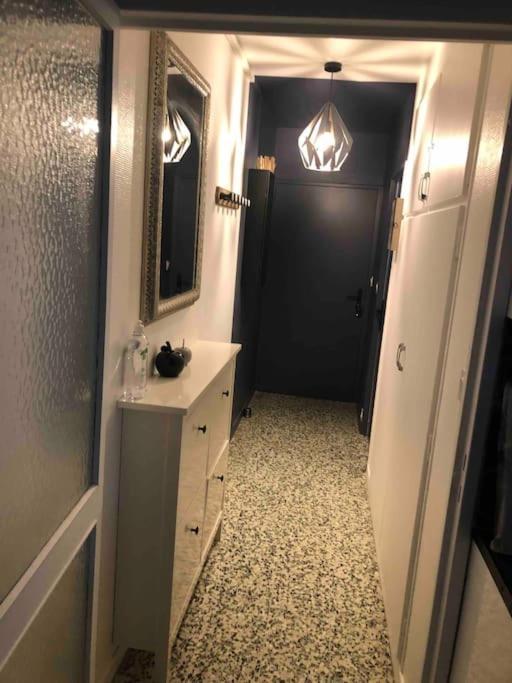 Appartement Vue Mer Au Lavandou เลอลาวองดูว์ ภายนอก รูปภาพ