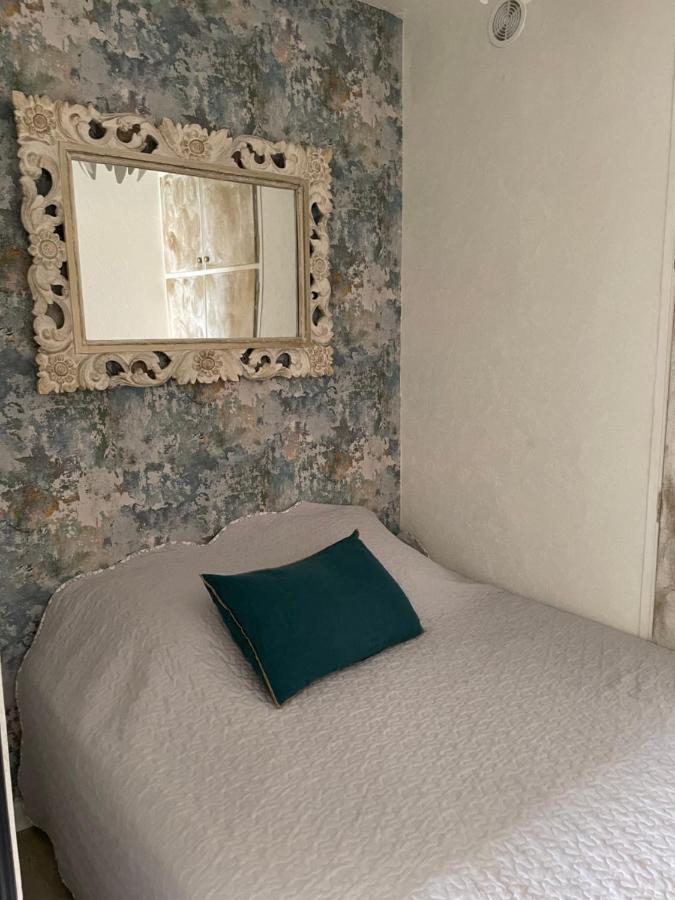 Appartement Vue Mer Au Lavandou เลอลาวองดูว์ ภายนอก รูปภาพ